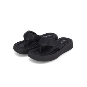 Chinelo Cristiani Anabela Preto