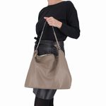 H222144A_taupe_modelo