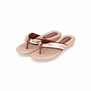 Chinelo Camila Conhaque