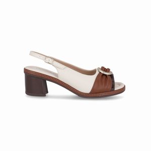 Slingback Paola Salto Médio Off White com Conhaque