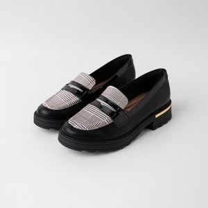 PICCADILLY MAXI - Sapato Mocassim Gisa Anabela Médio Preto com Xadrez