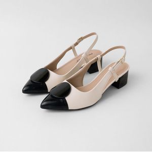 Slingback Taci Salto Médio Off White com Preto