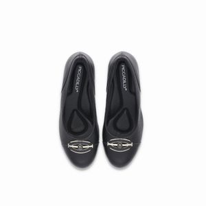 Scarpin Laura Salto Médio Preto