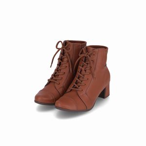 Bota Danubia Cano Curto Salto Médio Conhaque