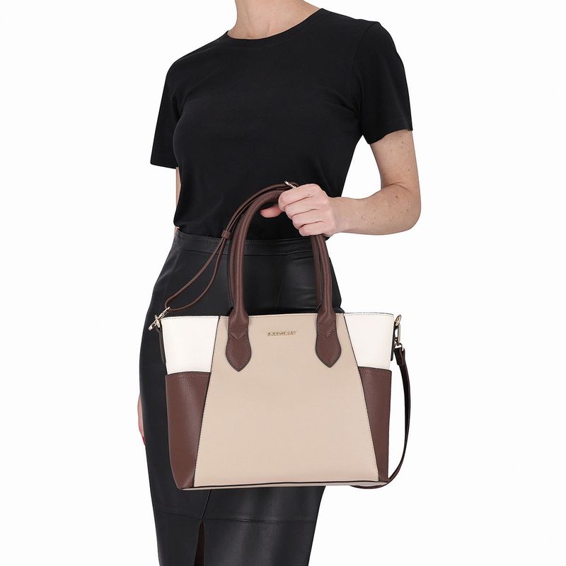 H222131A_brown_off-white_marfim_modelo.jpg