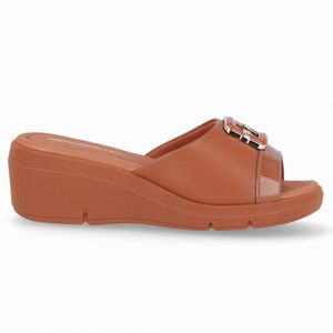 Tamanco Cecilia Anabela Médio Ocre